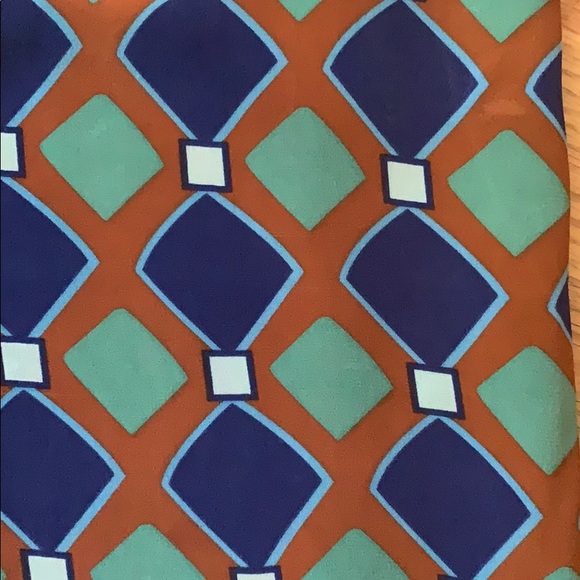 Tracy Reese Silk wrap dress 💙💚Geo print - Picture 2 of 16